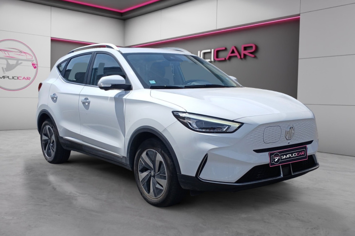 MG ZS