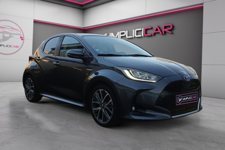 TOYOTA YARIS HYBRIDE MY21