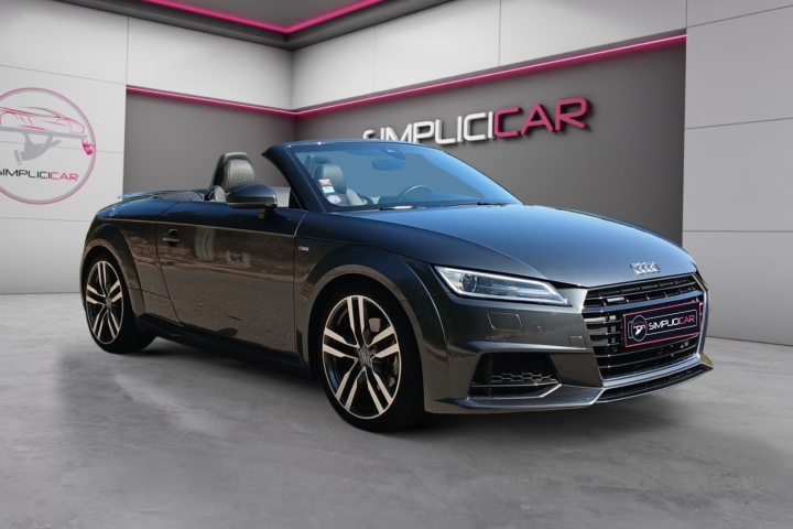 AUDI TT ROADSTER