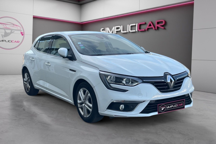 RENAULT MEGANE IV BERLINE BUSINESS