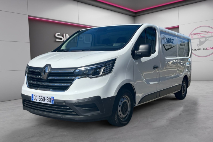 RENAULT TRAFIC FOURGON