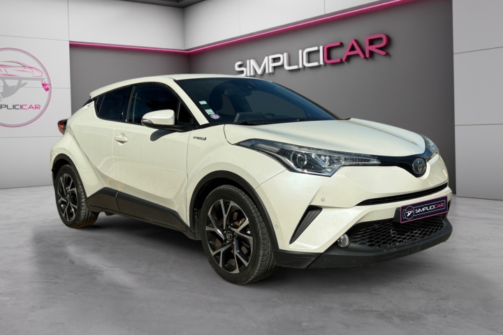 TOYOTA C-HR HYBRIDE RC18