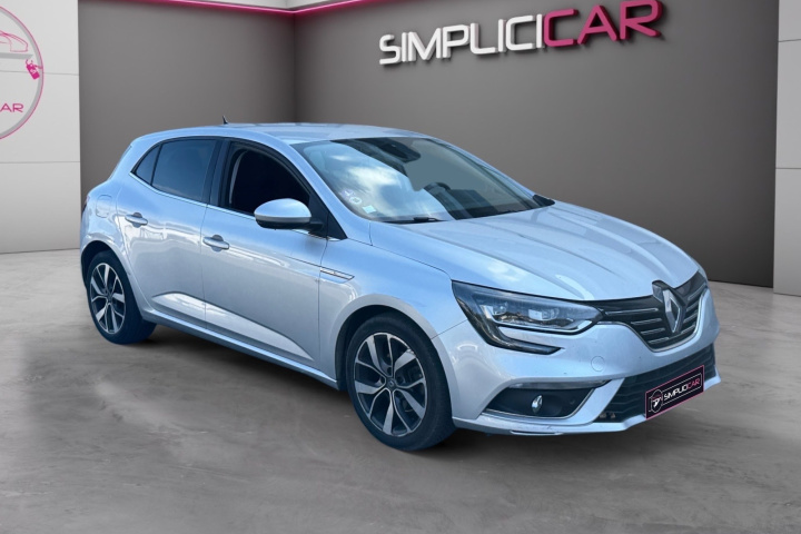 RENAULT MEGANE IV BERLINE