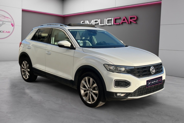 VOLKSWAGEN T-ROC