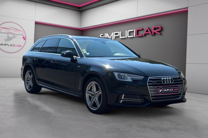 AUDI A4 AVANT