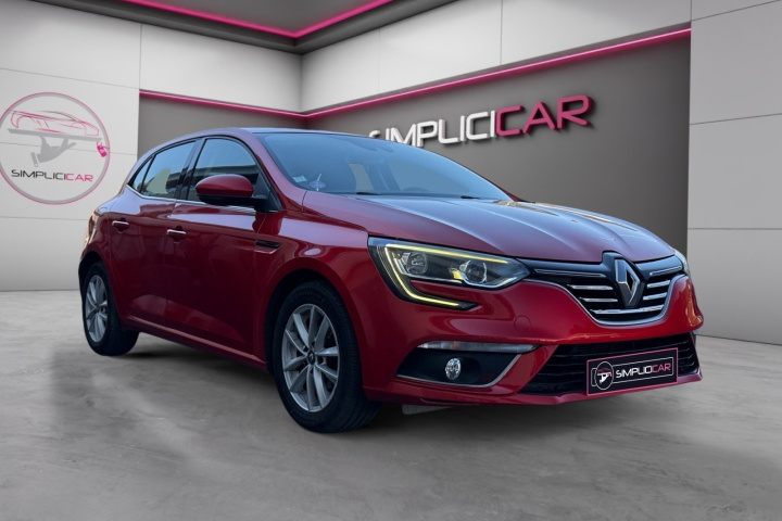 RENAULT MEGANE IV BERLINE